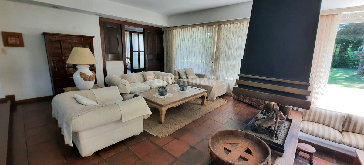 Casa ID.213576 - IMPORTANTE CASA DE 2 PLANTAS EN LA MANSA