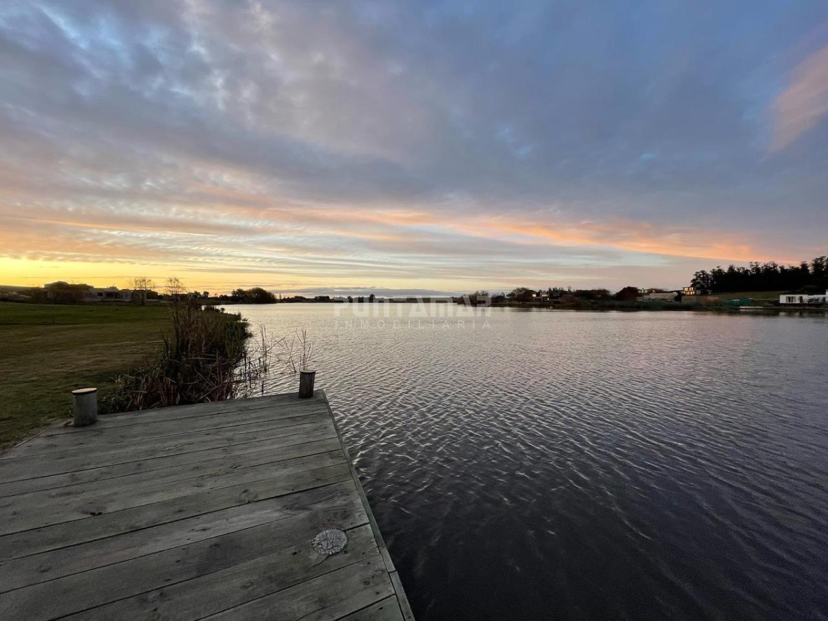 Casa ID.213449 - Casa en alquiler en Pueblo Mio