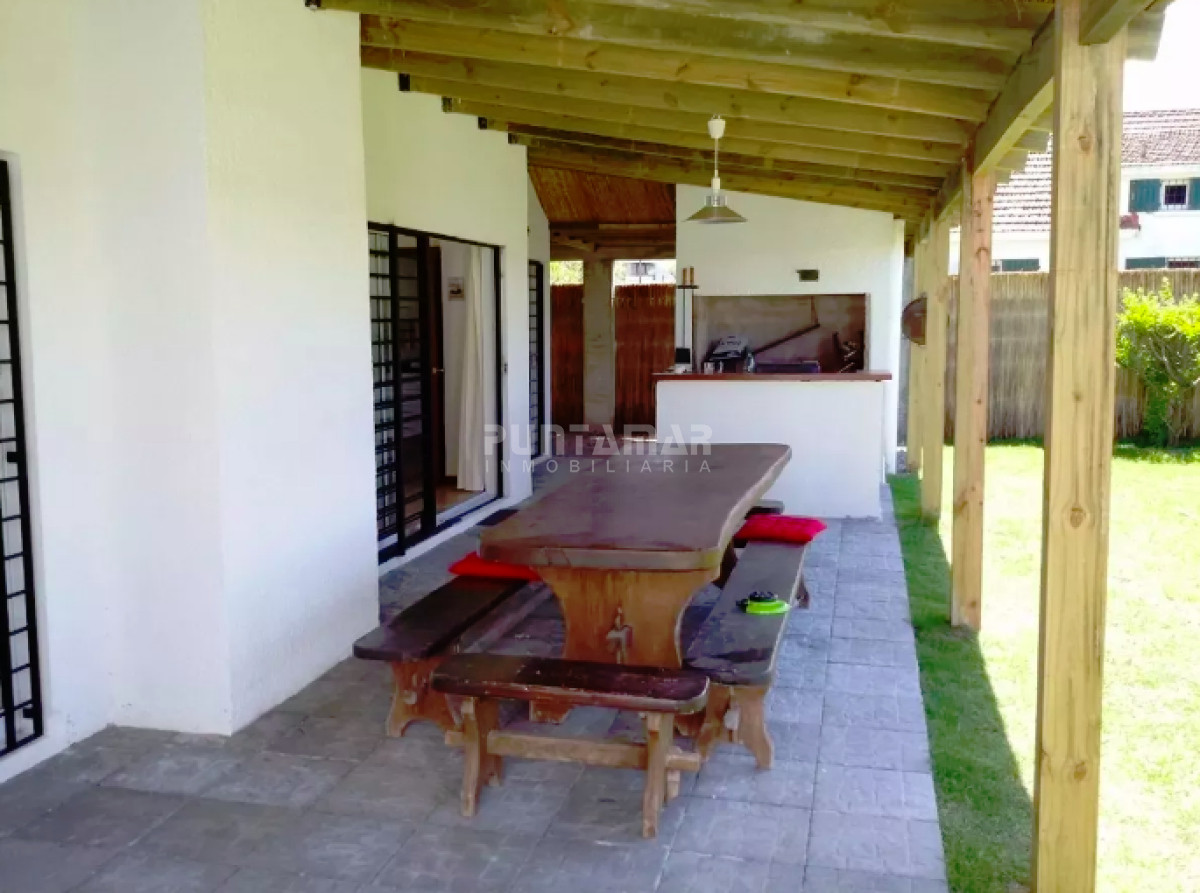 Casa ID.213442 - HERMOSA CASA DE 3 DORMS A 100 MTS DEL MAR PDA. 14 - PLAYA MANSA