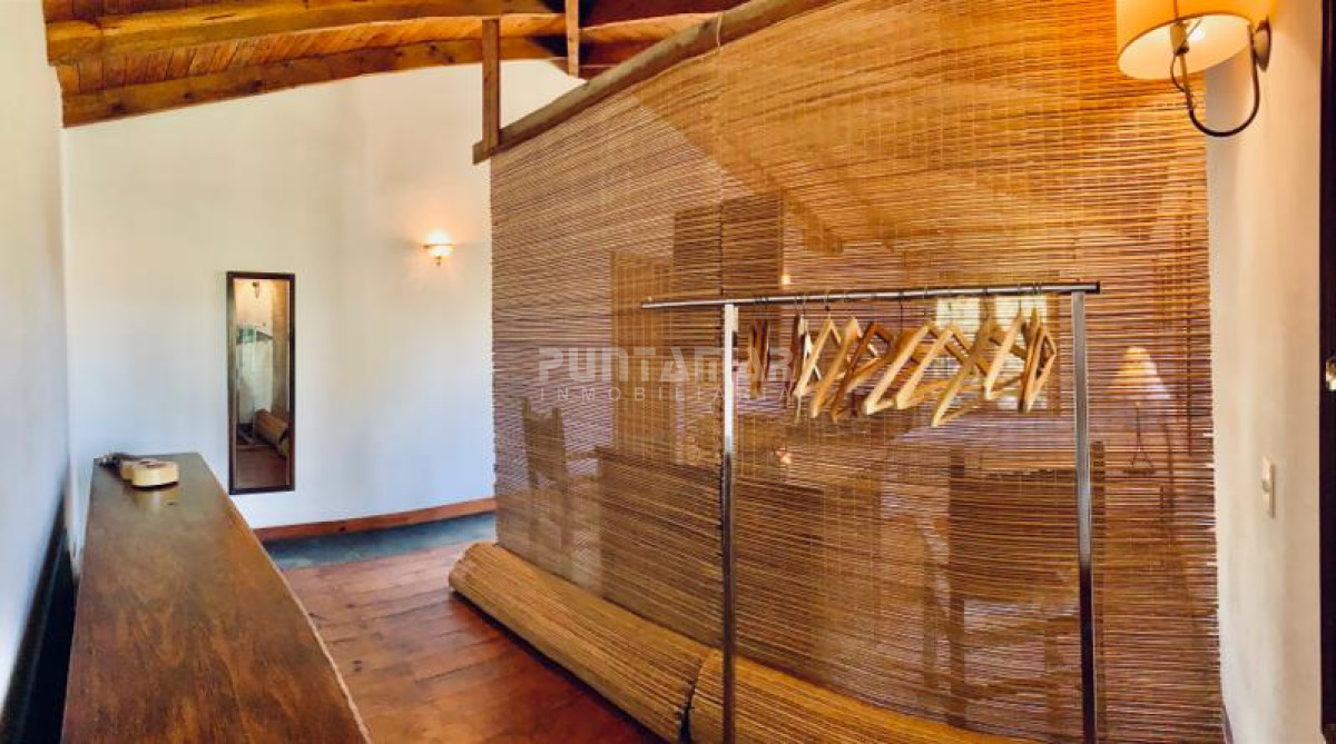 Casa ID.212016 - HERMOSA CASA DE 2 PLANTAS EN PARADA 9 DE LA MANSA