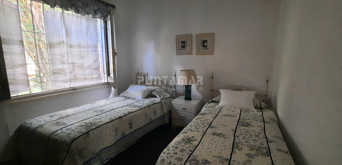 Casa ID.213537 - Casa de 3 dormitorios con dependencia en Lugano