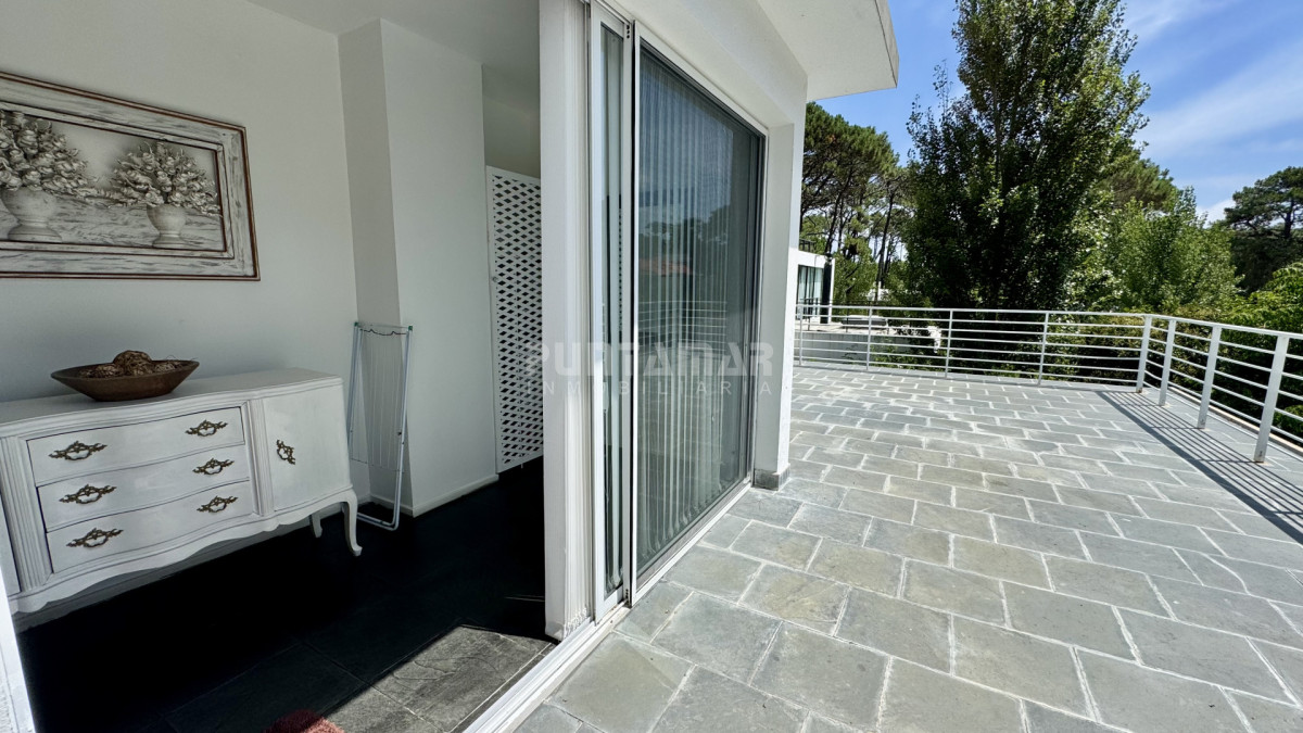 Casa ID.211927 - HERMOSA CASA DE 4 DORMITORIOS A METROS DE PLAYA MONTOYA 