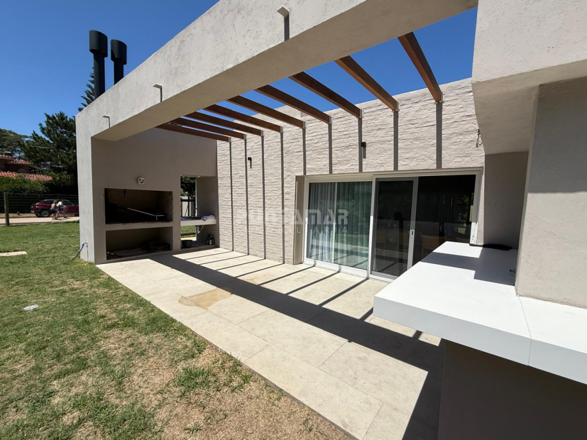 Casa ID.213846 - ALQUILER DE CASA DE 3 DORMITORIOS EN PORTEZUELO