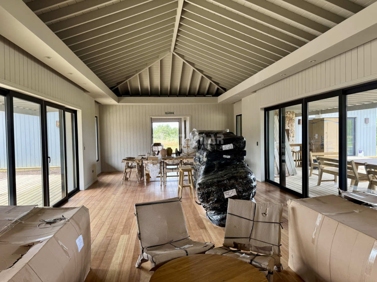 Casa ID.213824 - VENTA CASA 4 DORMITORIOS EN SUITE