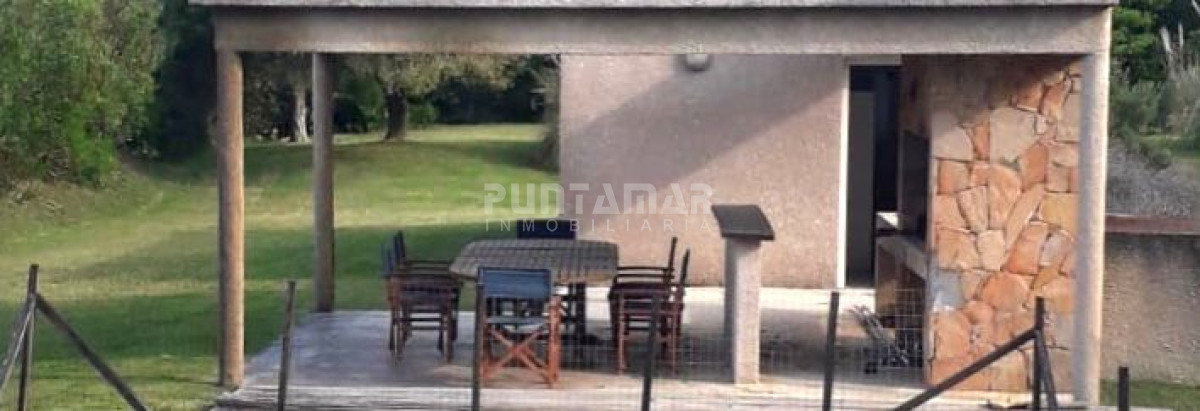 Casa ID.210709 - ALQUILER MODERNA CASA RINCON DEL INDIO 3 DORM Y PISCINA