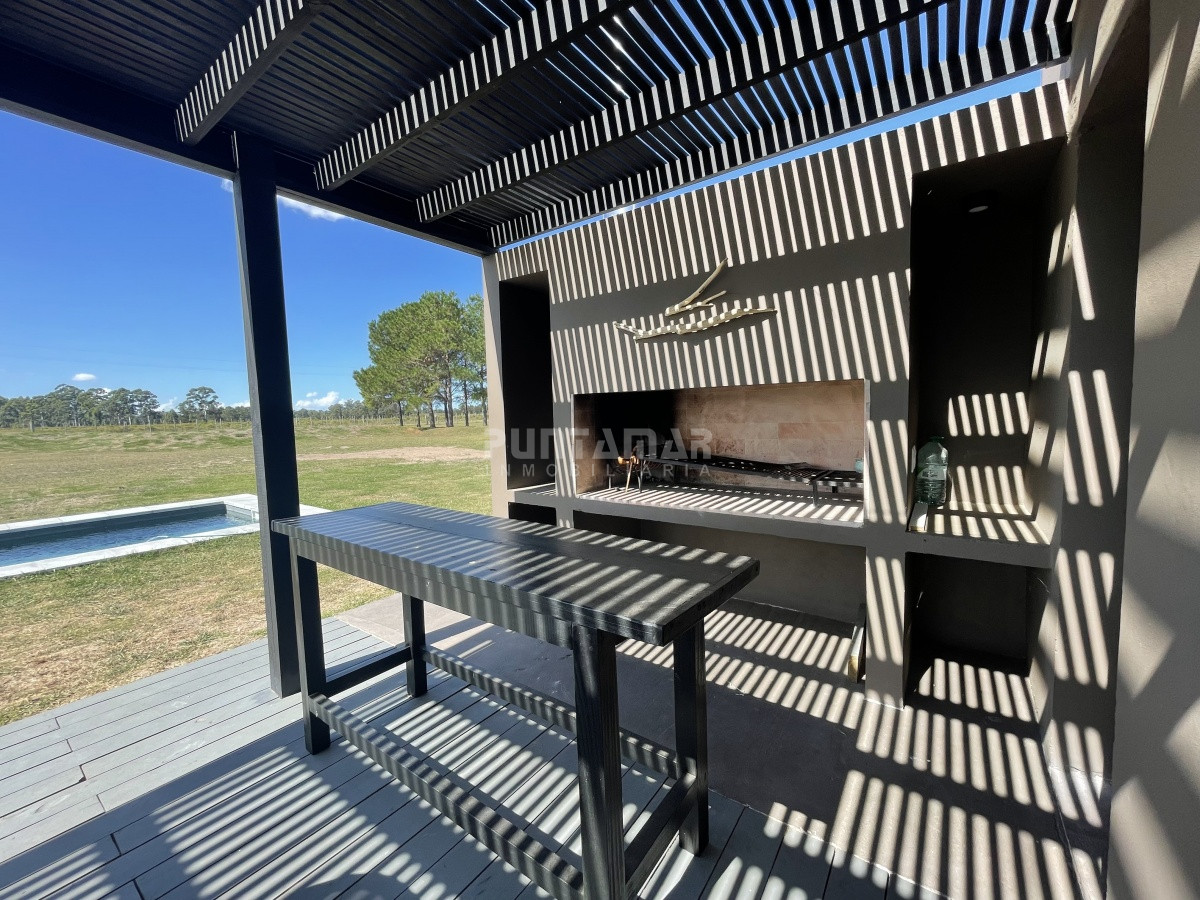 Casa ID.212869 - Casa en venta y alquiler en Barrio El Quijote