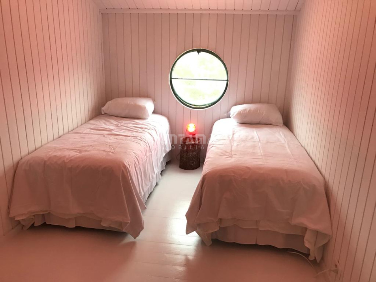 Casa ID.213199 - MODERNA CASA EN ALTOS DE PUNTA PIEDRA A METROS DE LA PLAYA