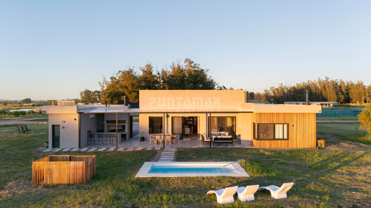 Casa ID.213760 - Casa en alquiler en El Quijote, piscina climatizada 