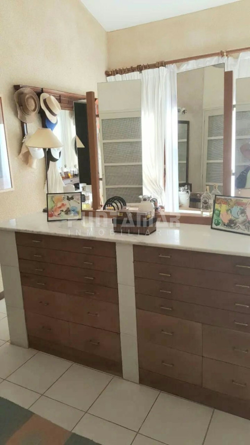 Casa ID.212432 - HERMOSA CASA DE 3 DORMITORIOS EN SUITE EN SAN RAFAEL