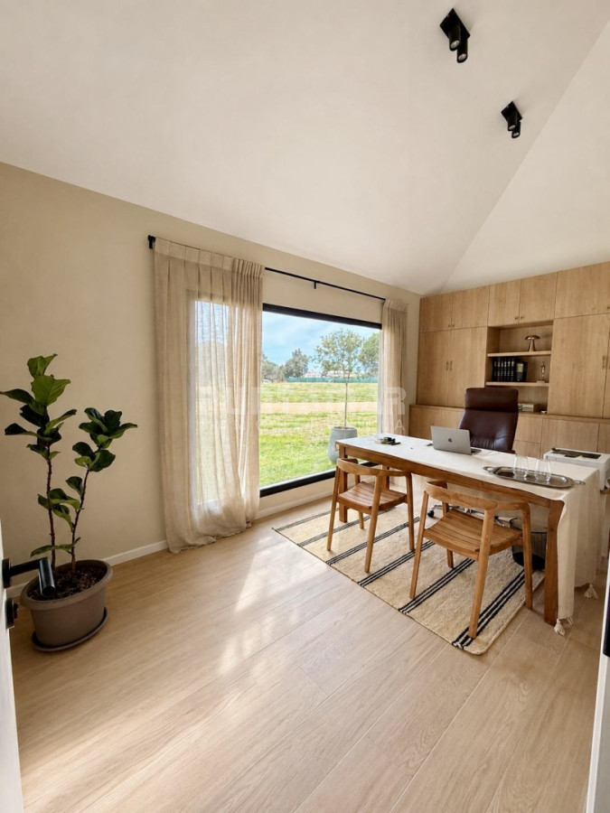 Casa ID.213941 - VENTA CASA 3 DORM Y PISCINA EN BARRIO DON MIGUEL