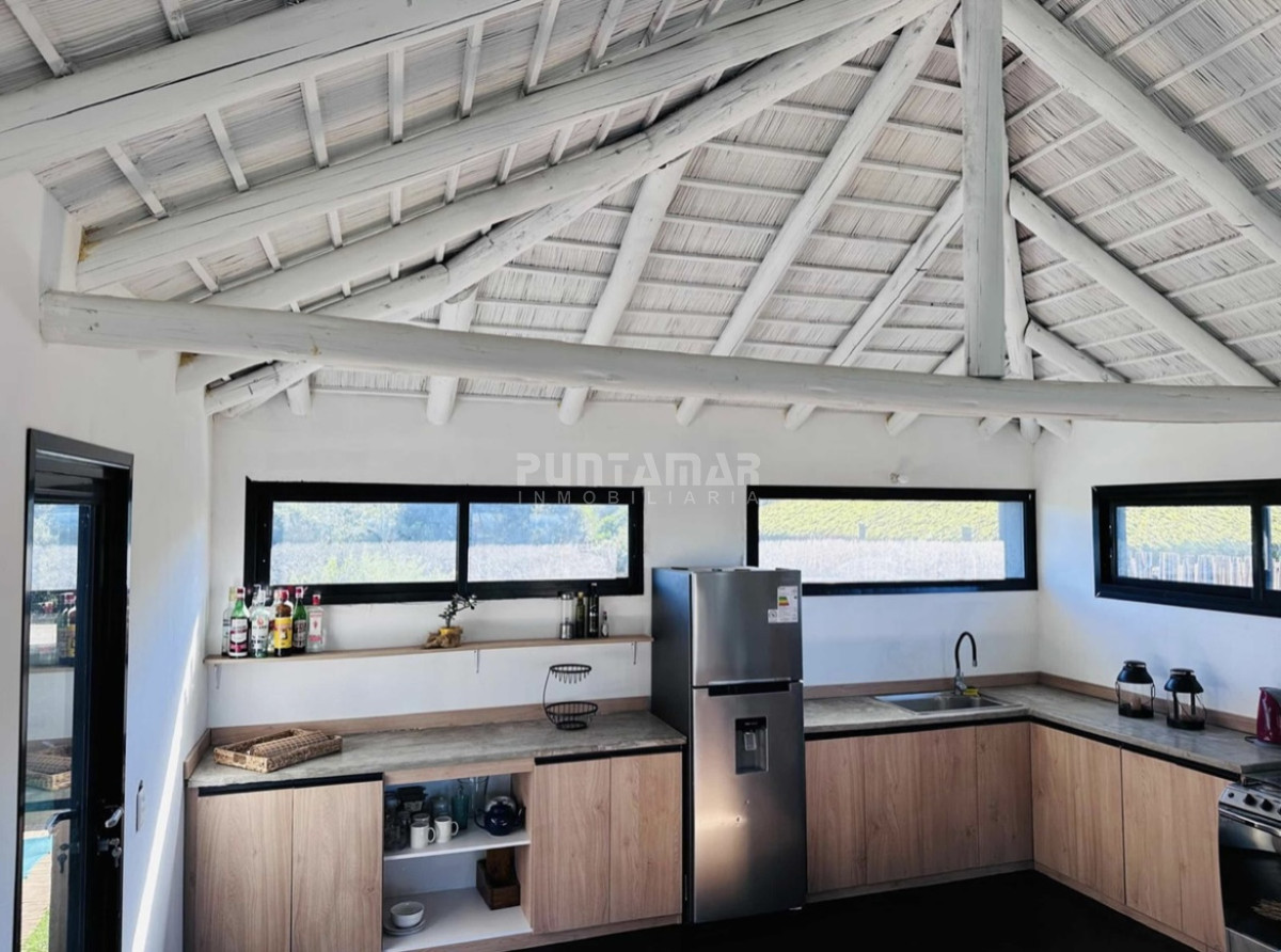 Casa ID.213332 - IMPONENTE CASA A METROS DEL MAR EN BARRIO PRIVADO SAN VICENTE