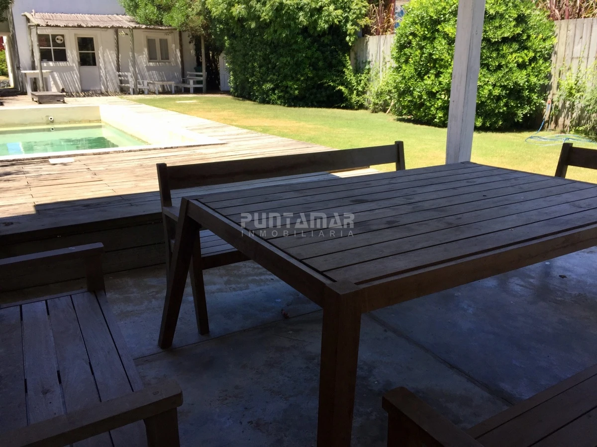 Casa ID.211939 - Casa en alquiler con piscina en Montoya, La Barra