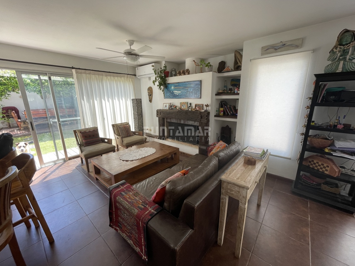 Casa ID.212688 - MODERNA CASA CON PISCINA A METROS DE LA POSTA DEL CANGREJO 