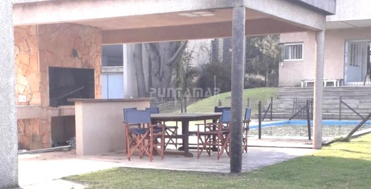 Casa ID.210709 - ALQUILER MODERNA CASA RINCON DEL INDIO 3 DORM Y PISCINA
