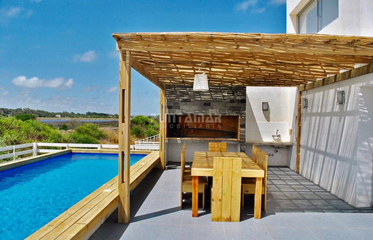 Casa ID.212853 - IMPORTANTE CASA EN JOSE IGNACIO FRENTE AL MAR