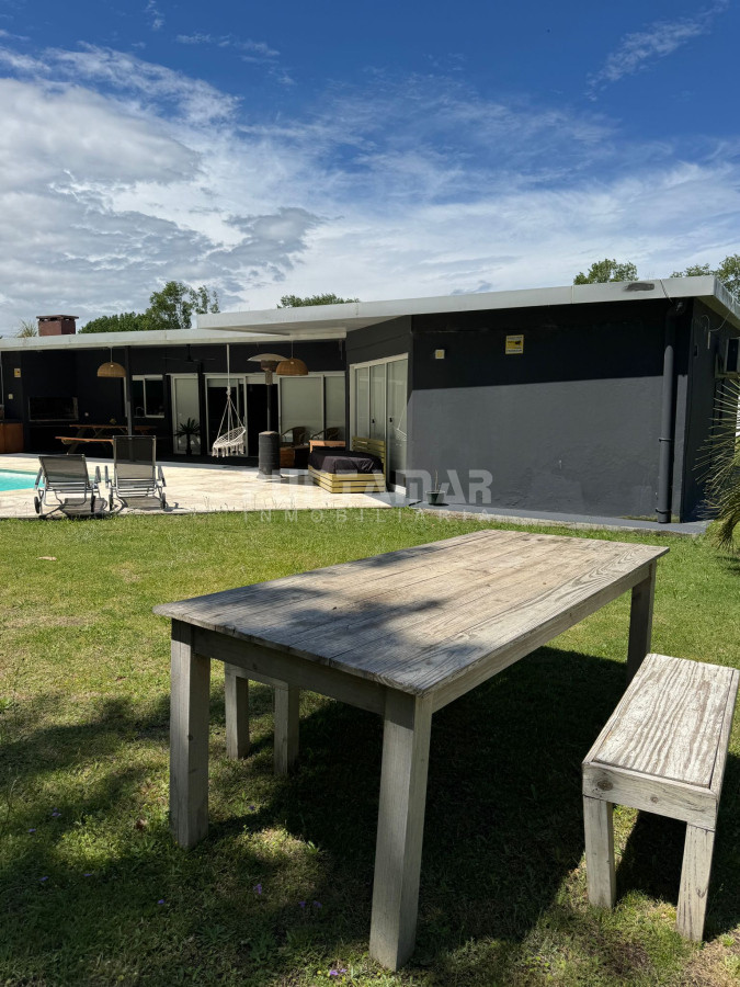 Casa ID.213533 - VENTA CASA BARRIO PRIVADO VERDE MORA