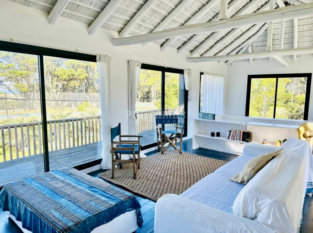 Casa ID.213332 - IMPONENTE CASA A METROS DEL MAR EN BARRIO PRIVADO SAN VICENTE