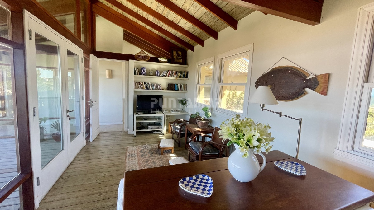 Casa ID.210794 - CASA 5 DORMITORIOS VISTA AL MAR EN BARRIO CERRADO LAGUNA BLANCA 