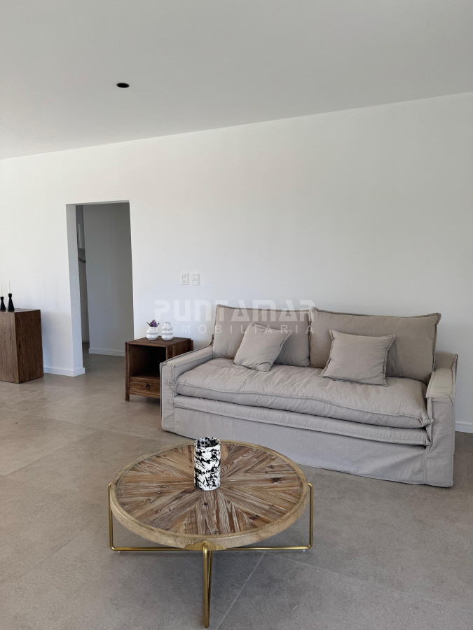 Casa ID.213666 - VENTA Y ALQUILER CASA A ESTRENAR EN BARRIO CERRADO LA CAÑADA - DISTRITO 52