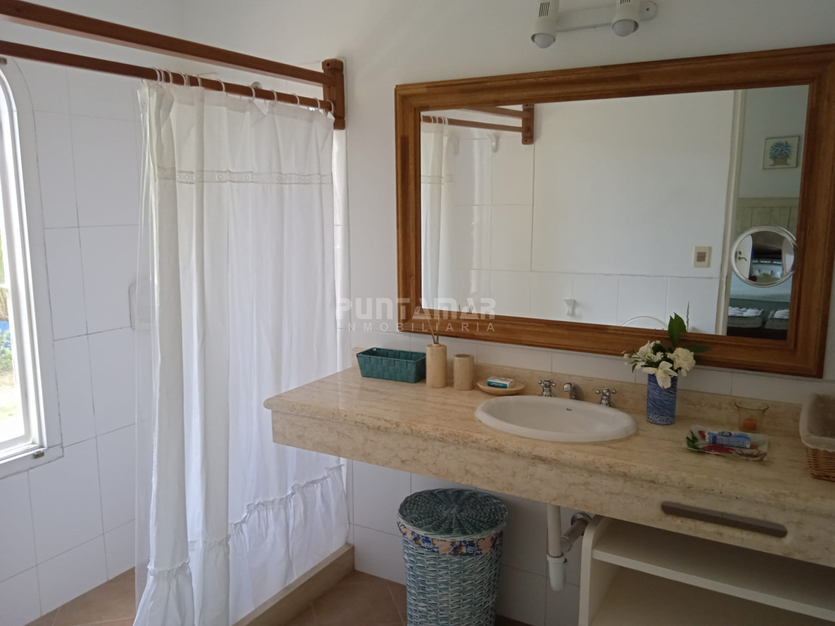 Casa ID.210986 - TRADICIONAL CASA EN ALQUILER EN LA BARRA - EL TESORO