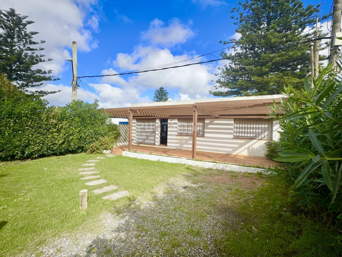 Casa ID.213292 - OPORTUNIDAD ÚNICA! INVERSIÓN CASA 3 DORMITORIOS A METROS DEL MAR EN LA BARRA