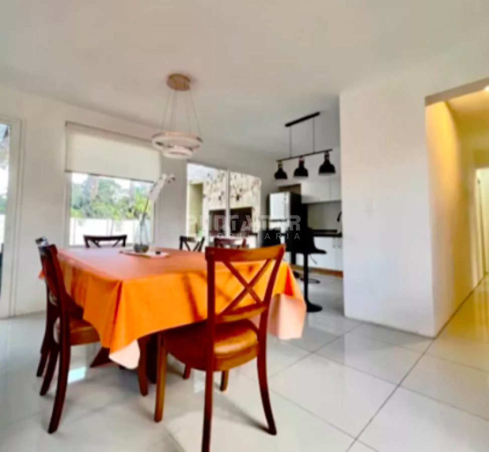 Casa ID.213448 - HERMOSA CASA DE 3 DORMS Y PISCINA EN INMEJORABLE UBICACIÓN DEL LA PUNTA