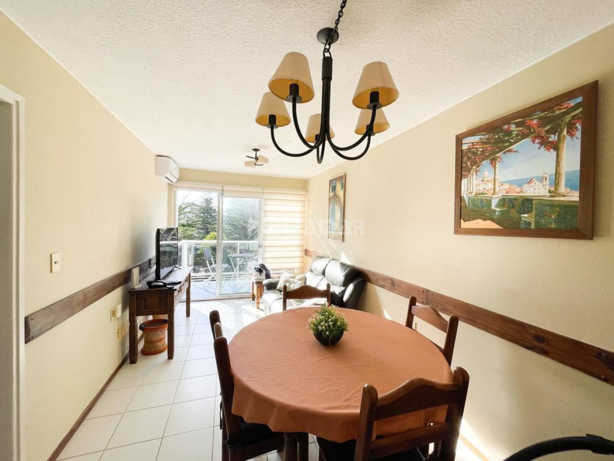 Casa ID.213891 - Alquiler anual , dos dormitorios dos baños. Aidy grill 