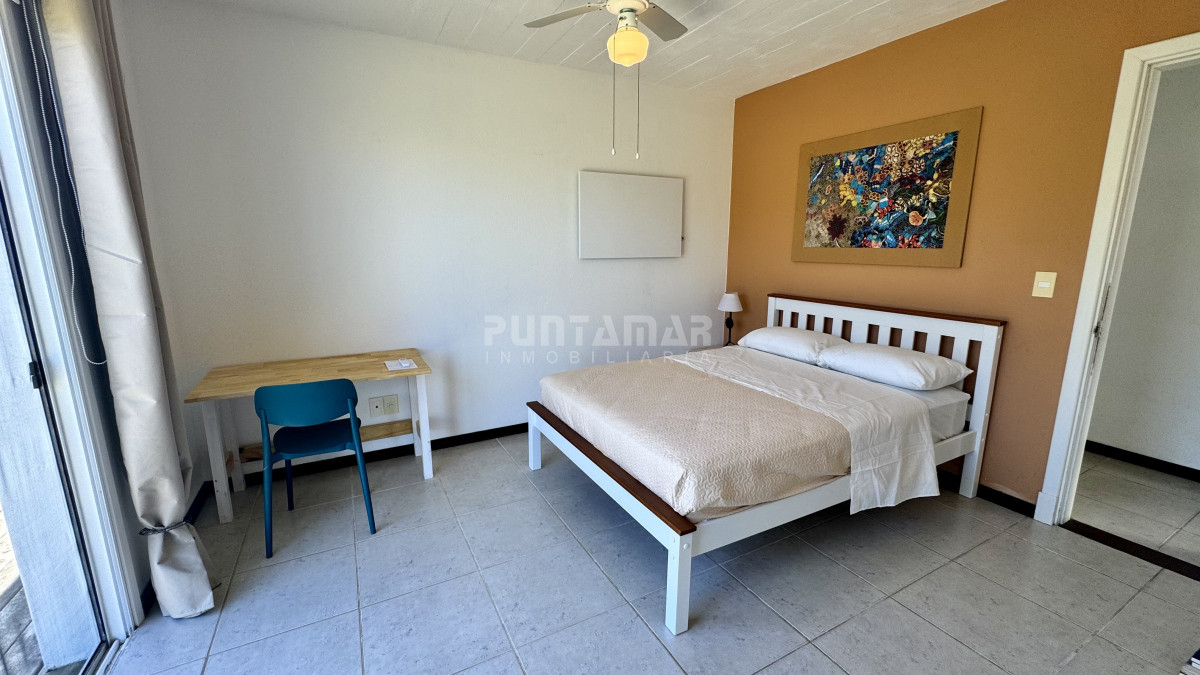 Casa ID.213595 - AMPLIA CASA DE 3 DORMITORIOS A 100 METROS DE LA PLAYA DE MONTOYA