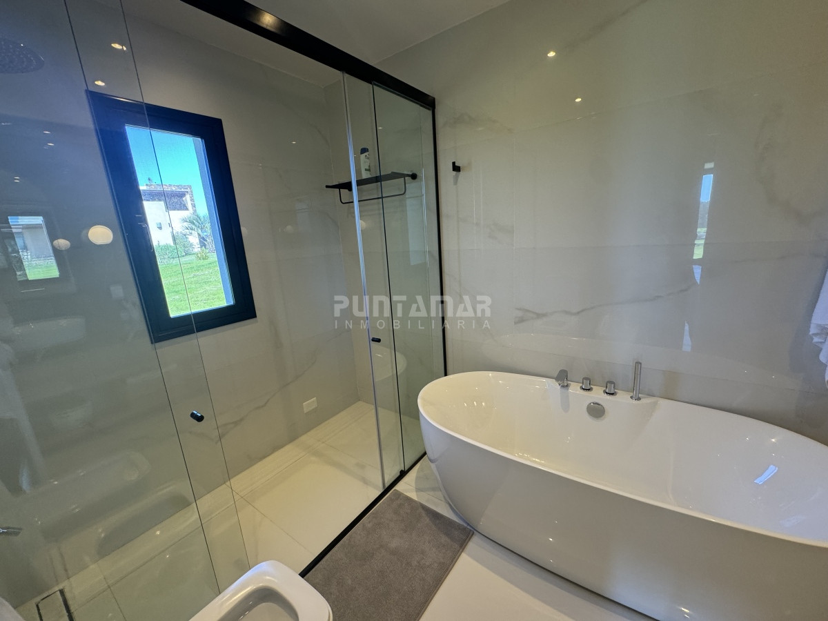 Casa ID.213412 - Casa en alquiler en Pueblo Mio