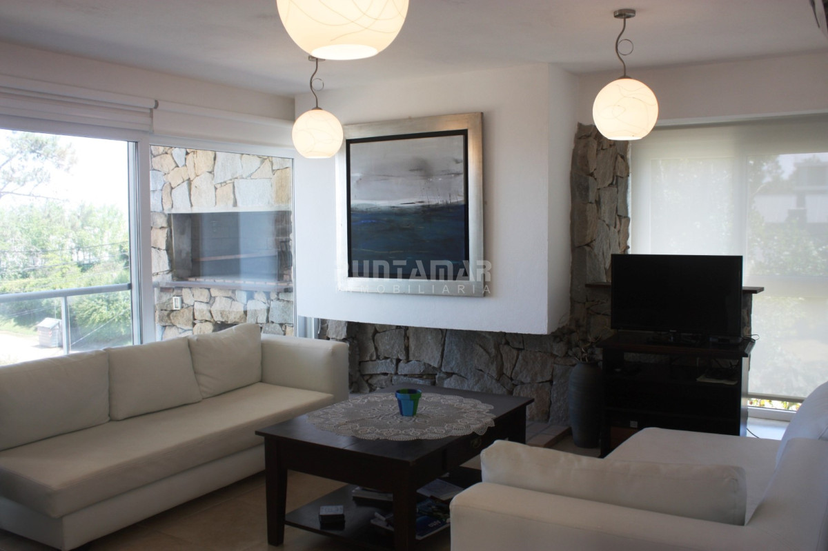 Casa ID.210977 - Casa en alquiler Montoya, La Barra con piscina