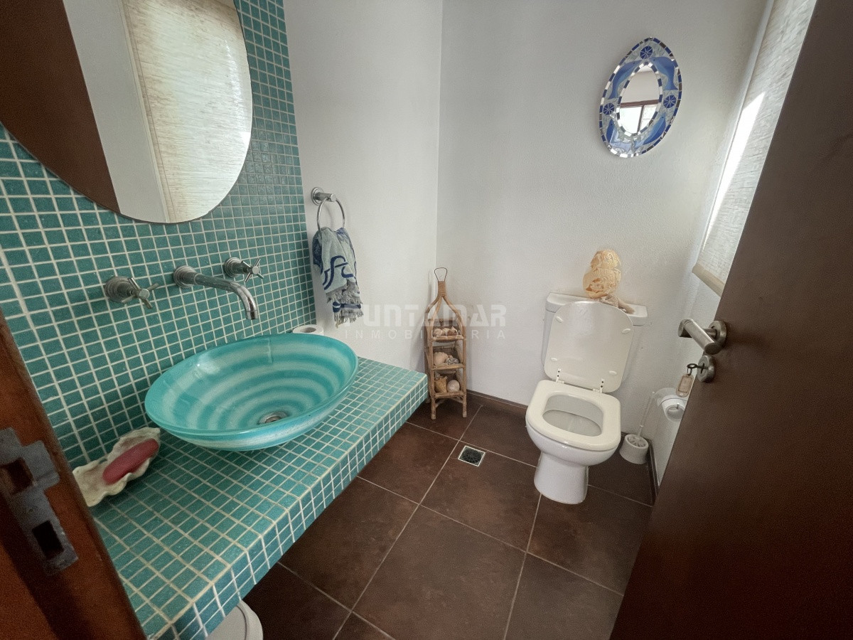 Casa ID.212688 - MODERNA CASA CON PISCINA A METROS DE LA POSTA DEL CANGREJO 