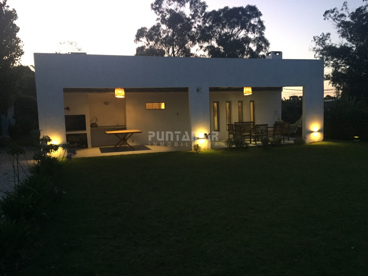 Casa ID.212004 - MODERNA CASA EN VENTA EN EL CHORRO A METROS DEL MAR