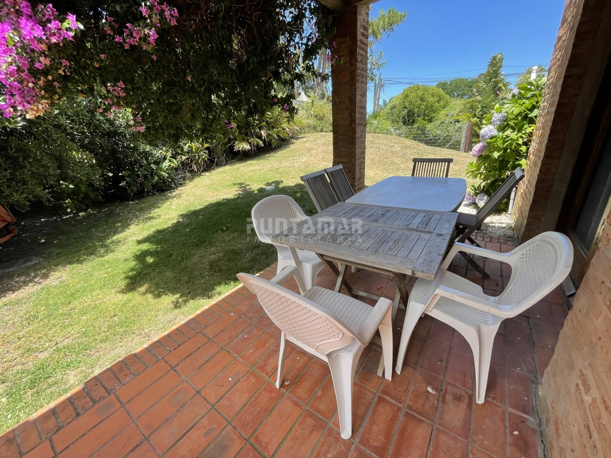 Casa ID.210843 - ALQUILER CASA DE 2 PLANTAS EN LA BARRA CON PISCINA