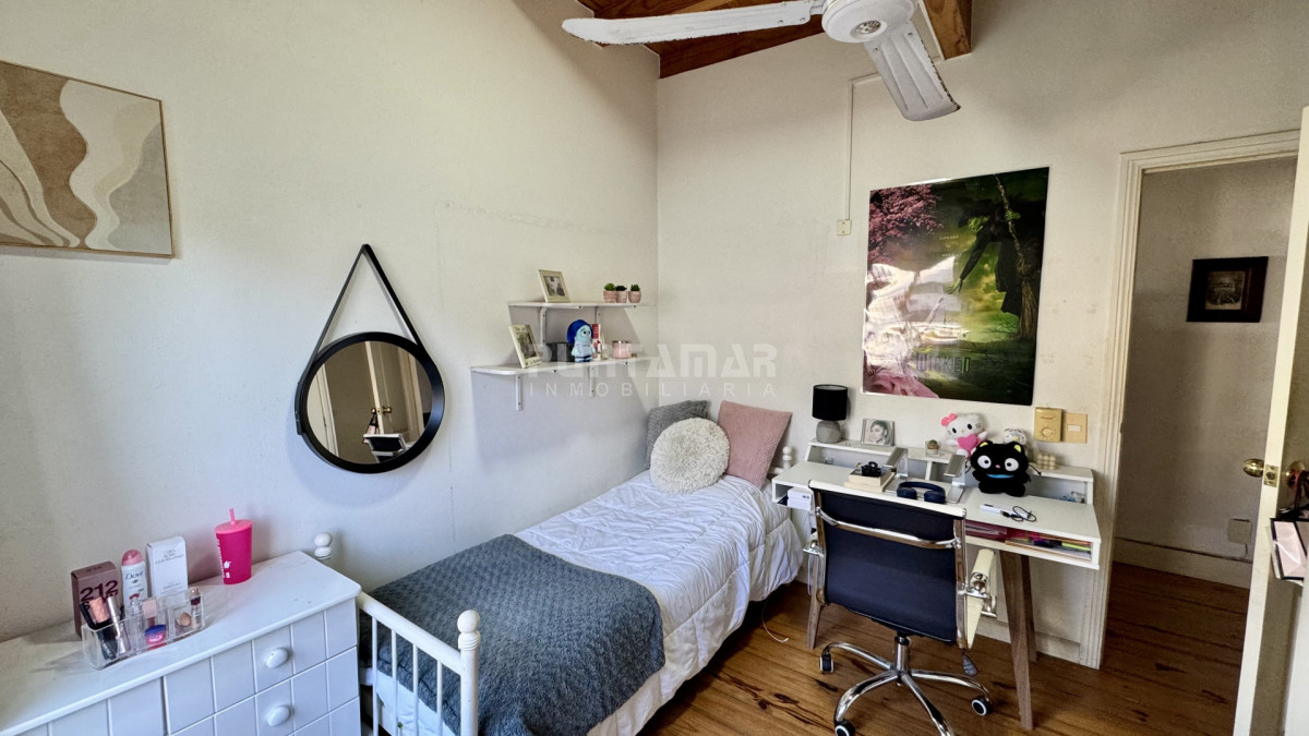 Casa ID.213701 - VENTA CASA DE 4 DORMITORIOS A METROS DE PLAYA MONTOYA