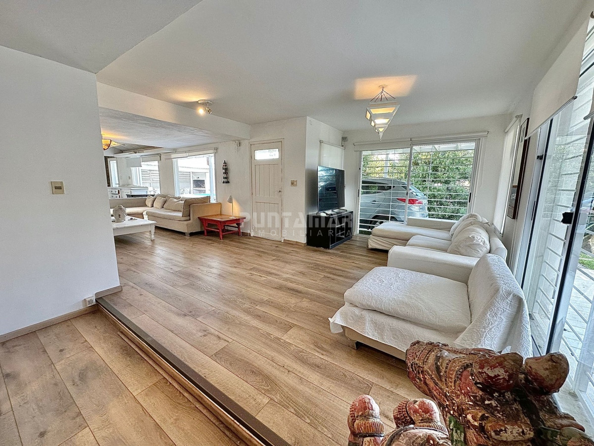 Casa ID.210816 - VENTA CASA EN LA BARRA DE LA RUTA AL MAR