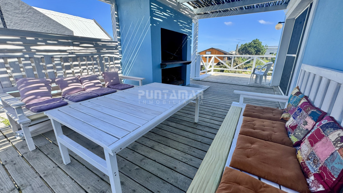 Casa ID.213595 - AMPLIA CASA DE 3 DORMITORIOS A 100 METROS DE LA PLAYA DE MONTOYA
