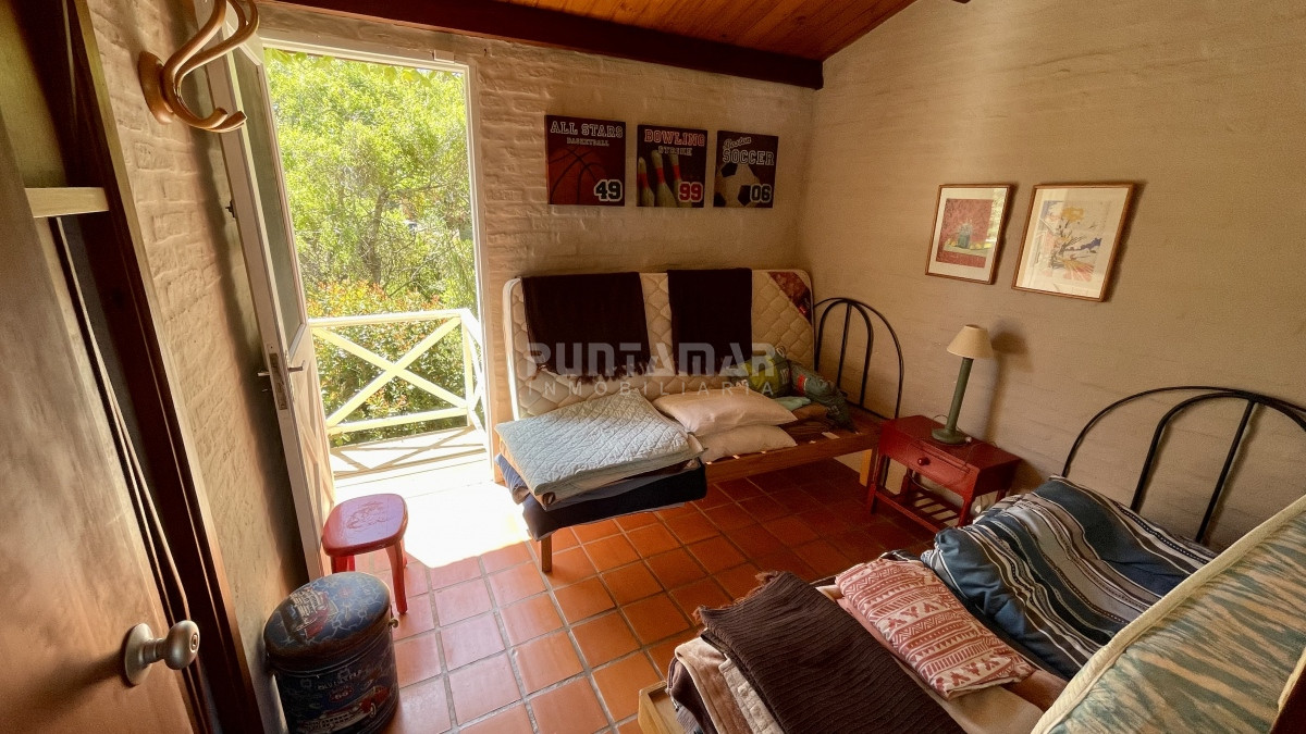 Casa ID.213125 - ALQUILER DE CASA 4 DORMITORIOS EN MONTOYA