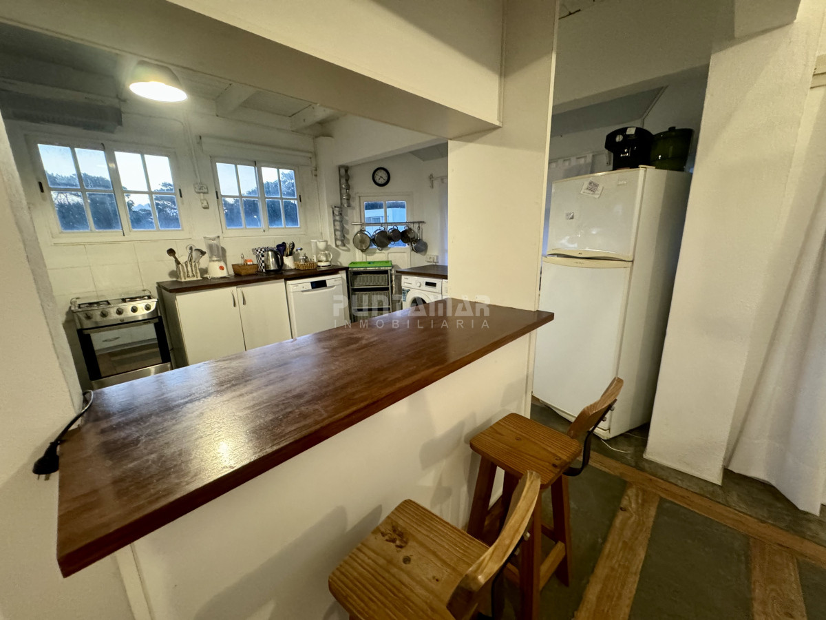 Casa ID.211046 - OPORTUNIDAD DE INVERSIÒN,  VENTA CASA EN MONTOYA CERCA DEL MAR, 4 DORMITORIOS 