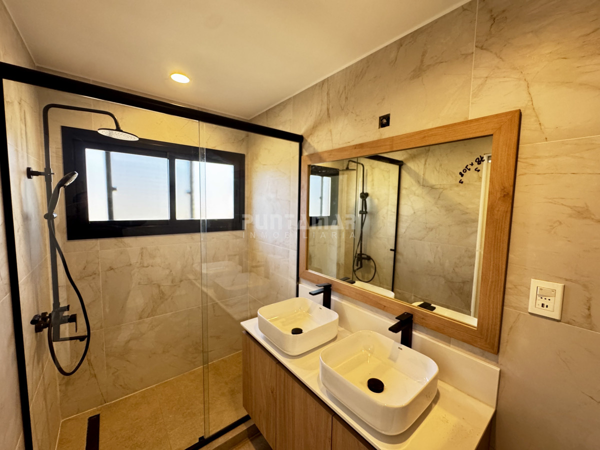 Casa ID.213666 - VENTA Y ALQUILER CASA A ESTRENAR EN BARRIO CERRADO LA CAÑADA - DISTRITO 52