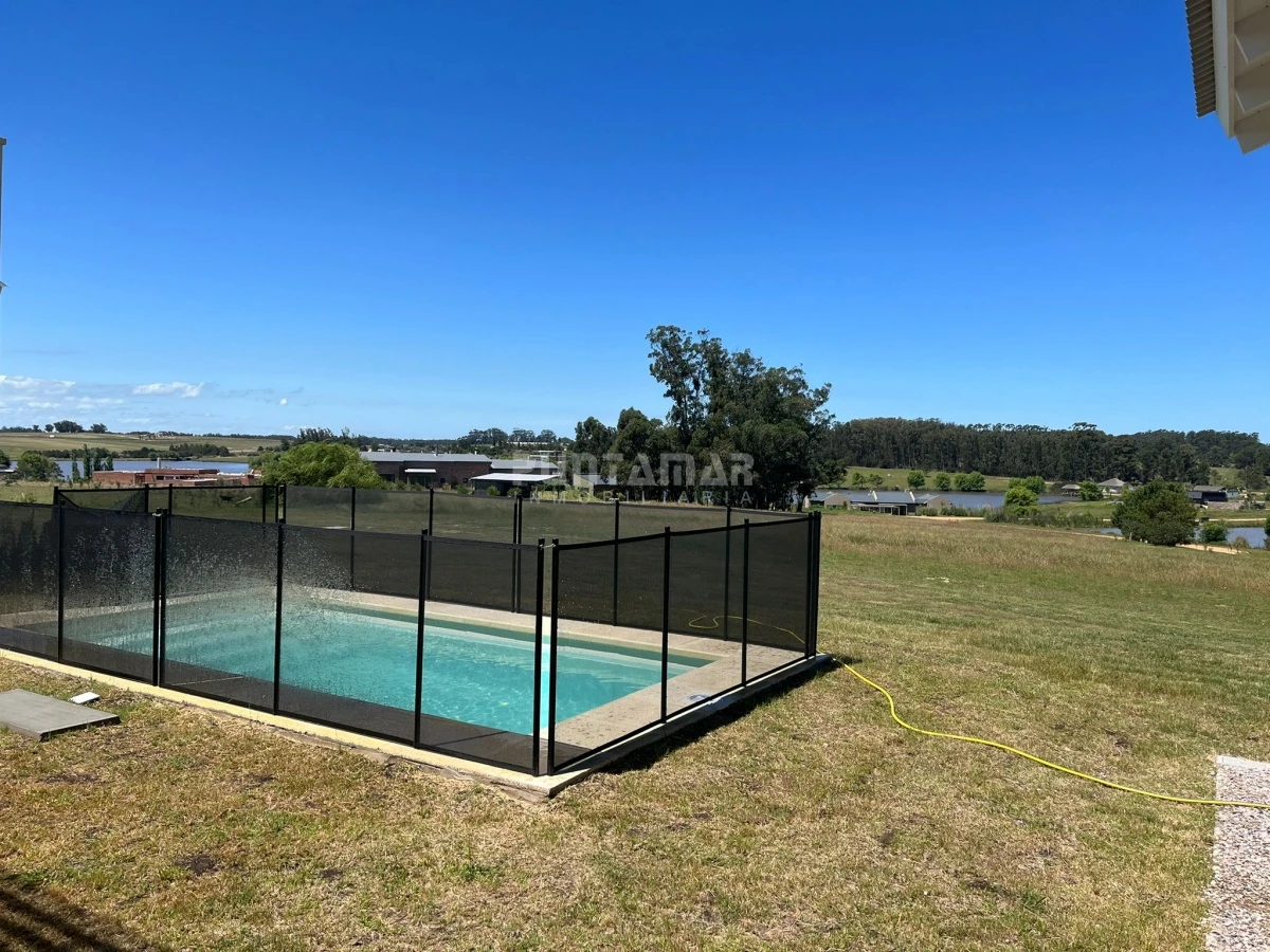 Casa ID.212785 - Casa en venta y alquiler en Pueblo Mio