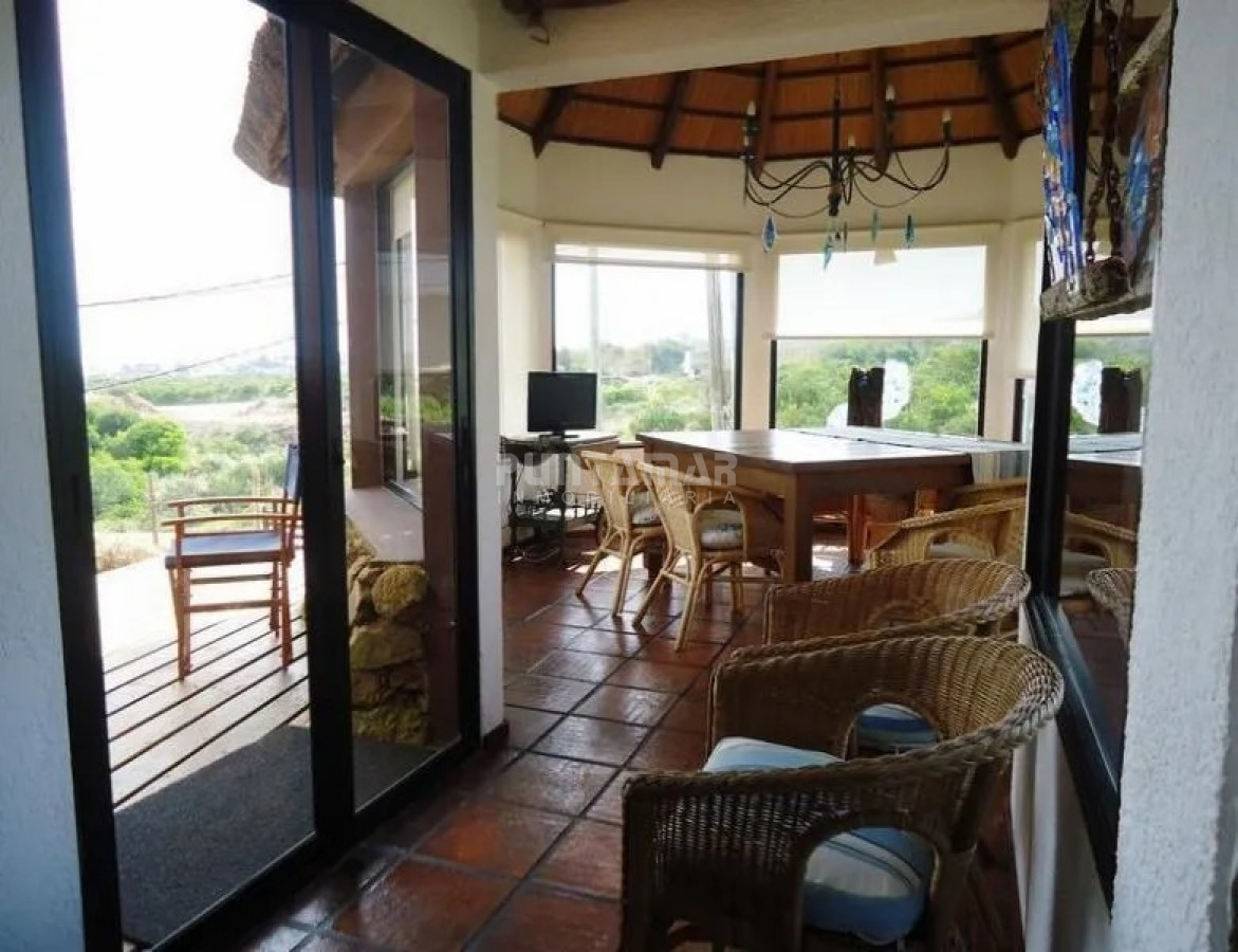 Casa ID.212754 - HERMOSA CASA 3 DORMITORIOS ZONA DE MANANTIALES EL CHORRO