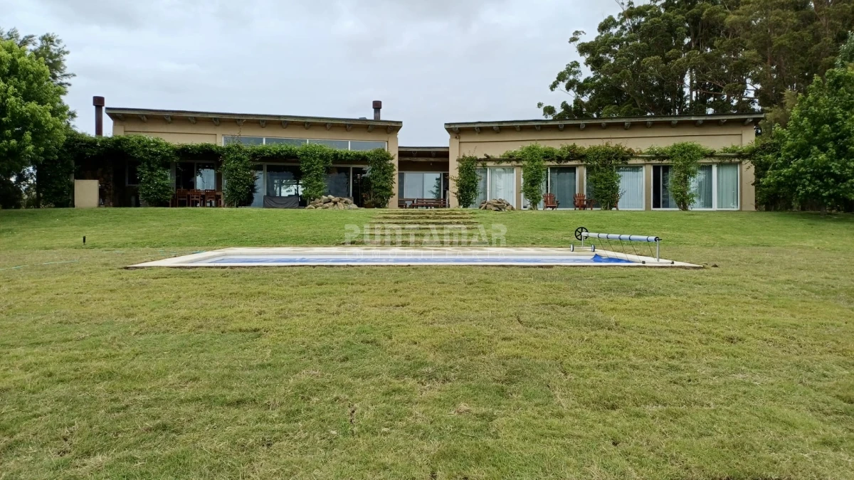 Casa ID.212703 - Casa en alquiler en Pueblo Mio