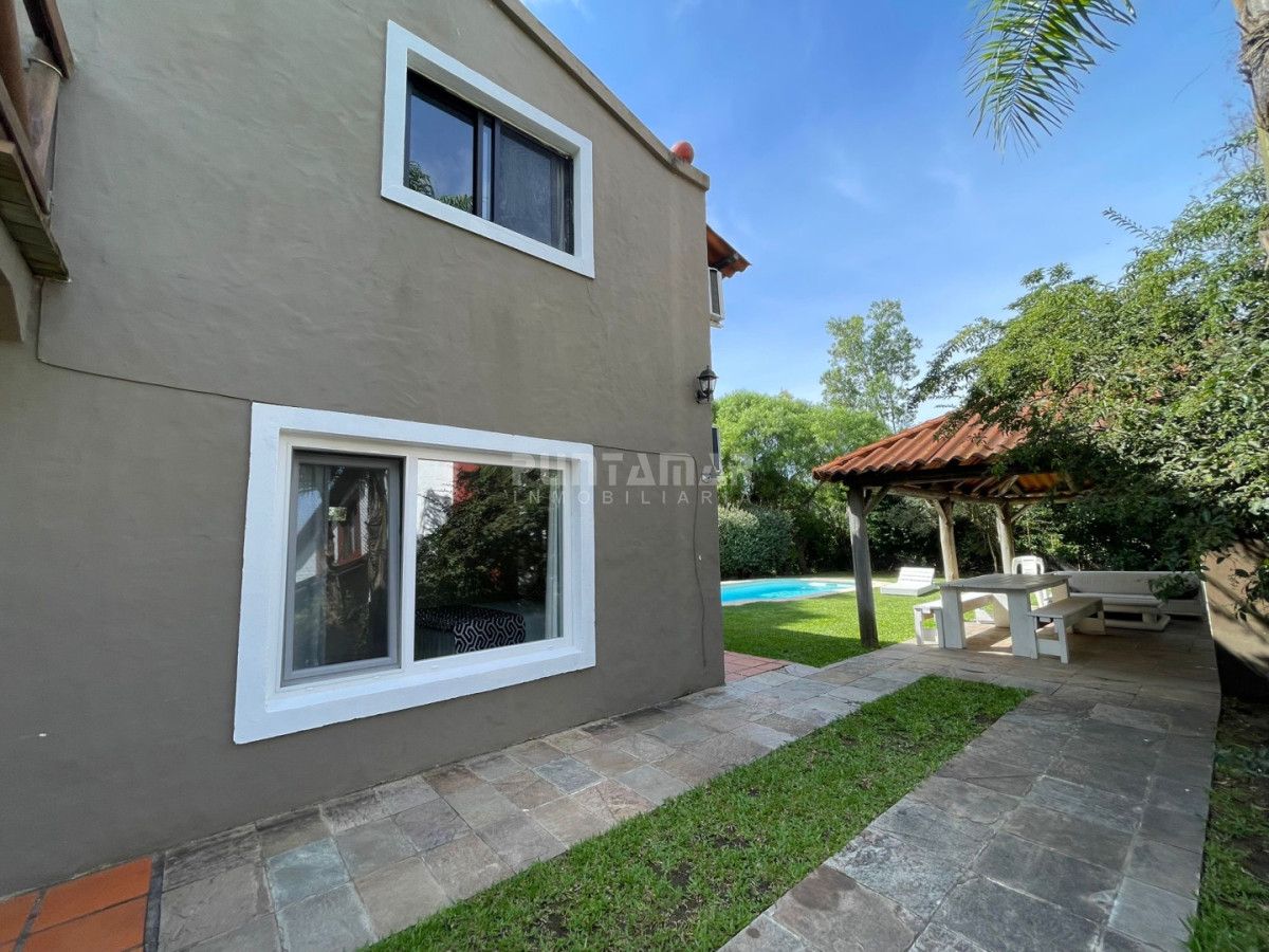 Casa ID.213858 - Casa en Miramar Acres, parque y piscina 