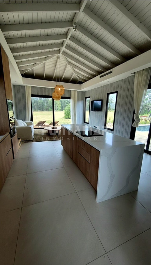 Casa ID.213827 - Casa en venta y alquiler Puerto Quetzal