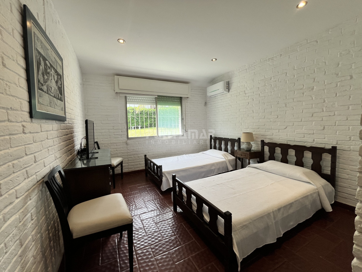Casa ID.210703 - ALQUILER CASA 4 DORMITORIOS EN PARADA 23 DE LA BRAVA
