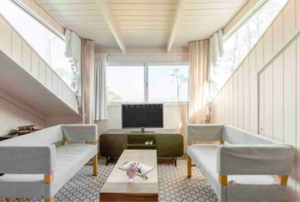 Casa ID.213430 - HERMOSA CASA DE DISEÑO EN EL CORAZÓN DE MONTOYA
