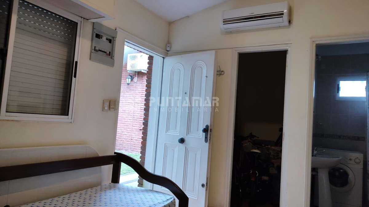 Casa ID.210347 - Casa de 4 dormitorios en Playa Mansa , Punta del Este 