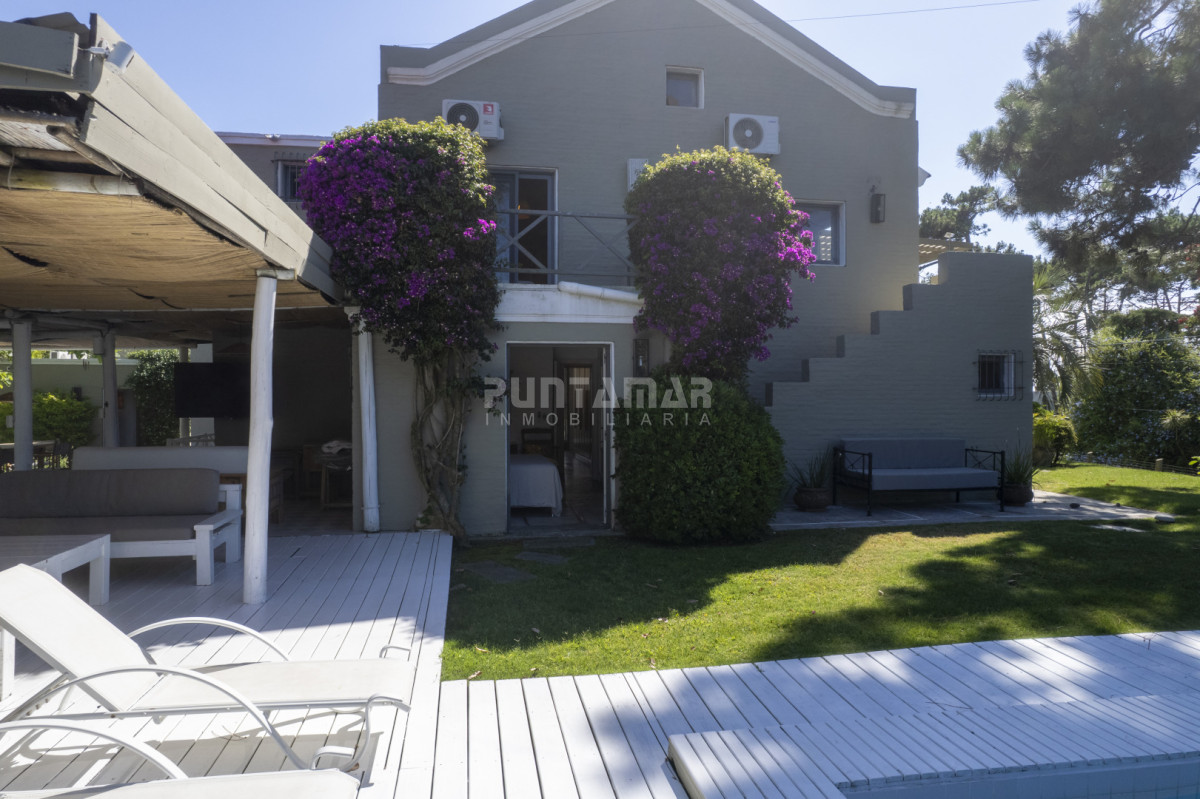 Casa ID.212677 - IMPORTANTE CASA DE 2 PLANTAS EN LA BARRA, MONTOYA
