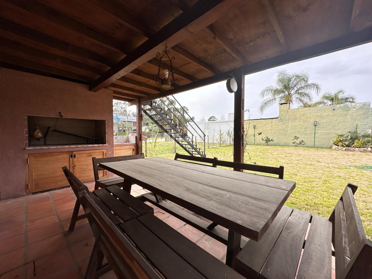 Casa ID.213373 - ALQUILER TEMPORAL - HERMOSA CASA  DOS DORMS EN LA BARRA
