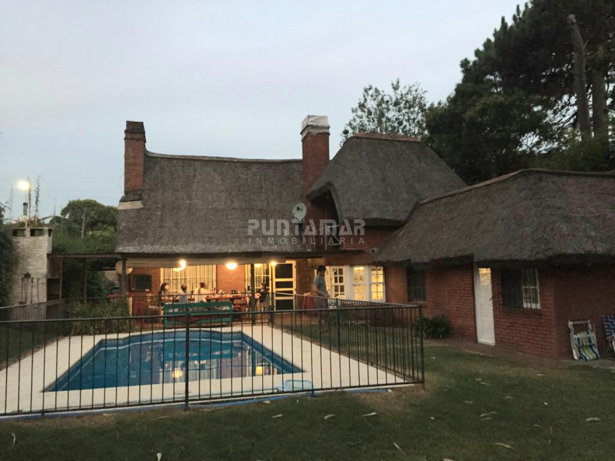 Casa ID.212431 - HERMOSA CASA DE 4 DORMITORIOS EN RINCON DEL INDIO